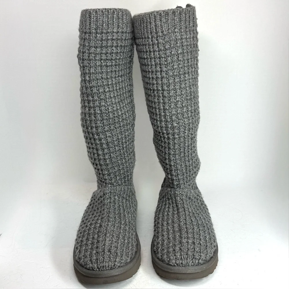 Ugg Classic Solene Tall Gray Knit‎ Women's Boots Women’s Size 8